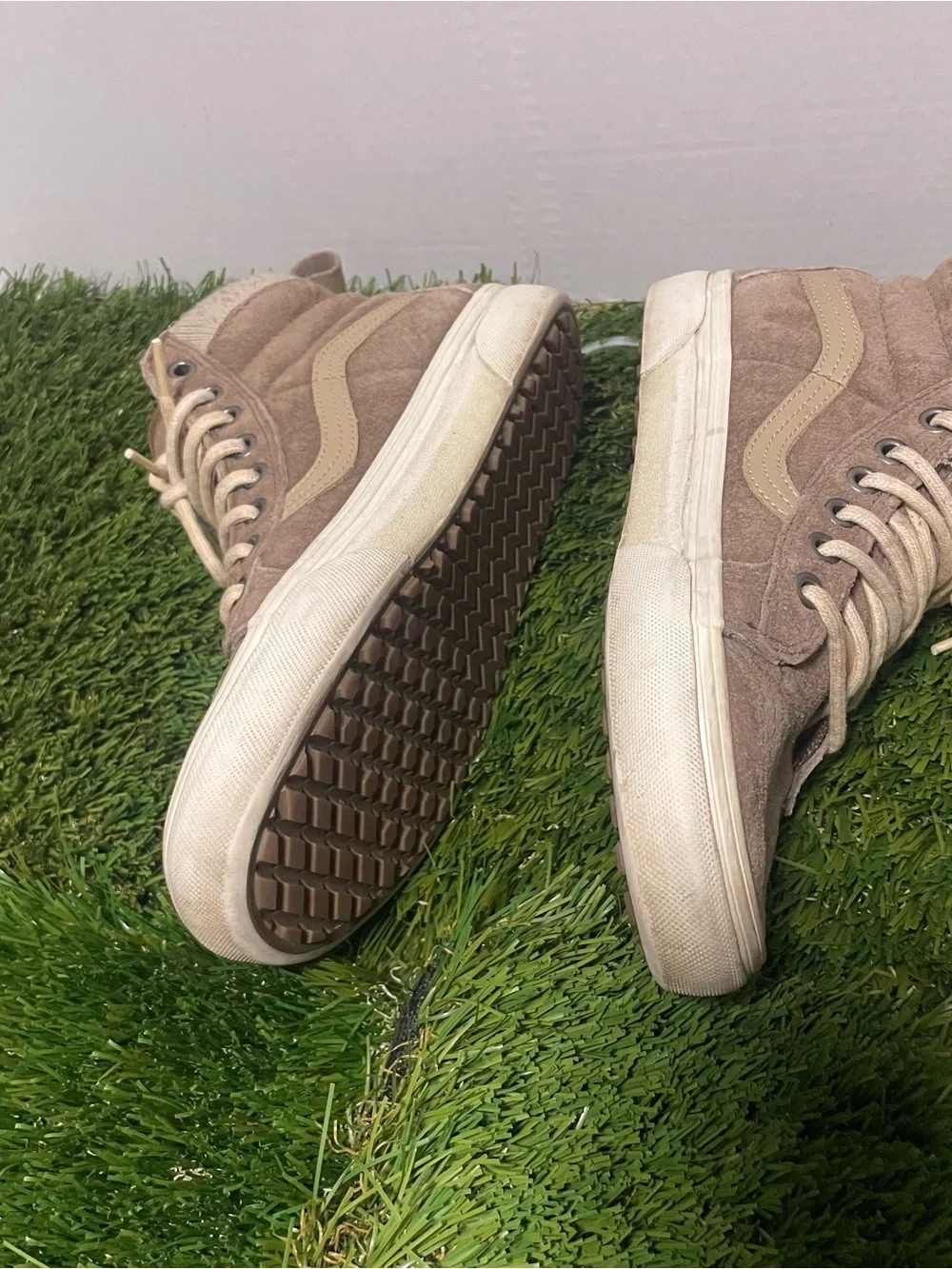 Vans Sk8-Hi Scotchgard 3M Suede Taupe Brown Sneakers Men’s 6 Women’s 7.5 EU 38